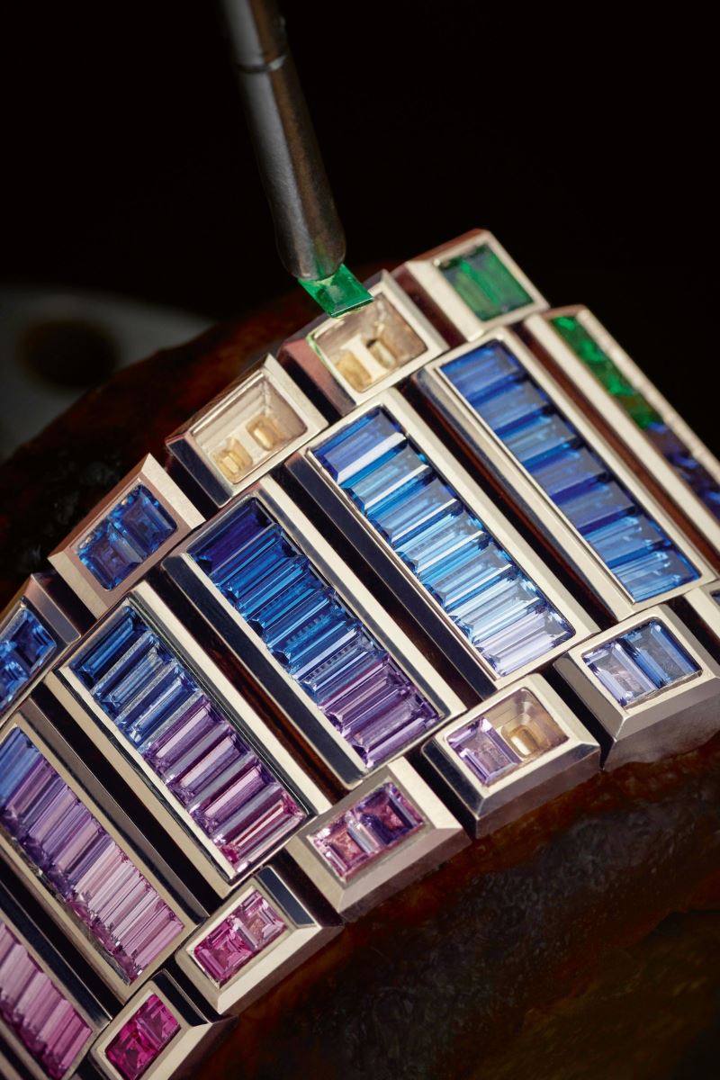 dong-ho-Hublot-Big-Bang-Integral-Tourbillon-Rainbow-1 (1)